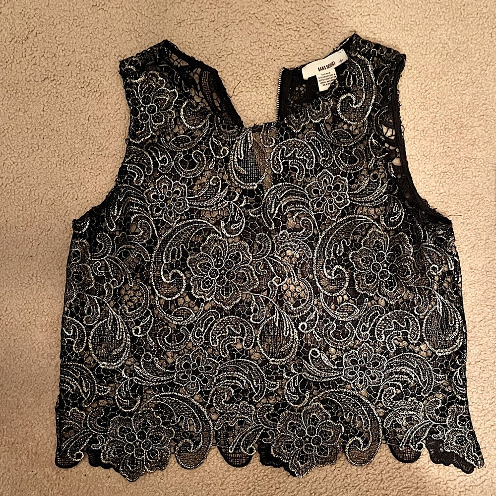 Sans Souci / Anthropologie sz sm floral lace embroidery top zipper back detail